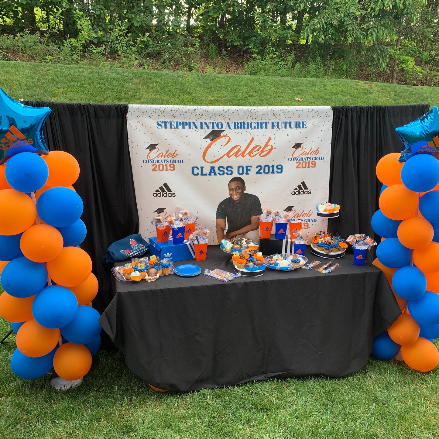 Graduation Class of 2020 Step and Repeat backdrop with Photo
