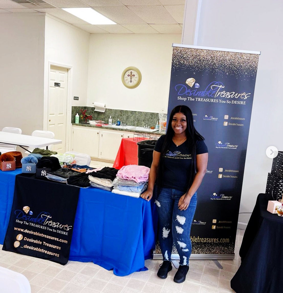 Pop up shop banner, Pop up retractable banner, Custom Roll Up Banner Stand, Trade show banner,  Retractable banner, gold black pop up banner
